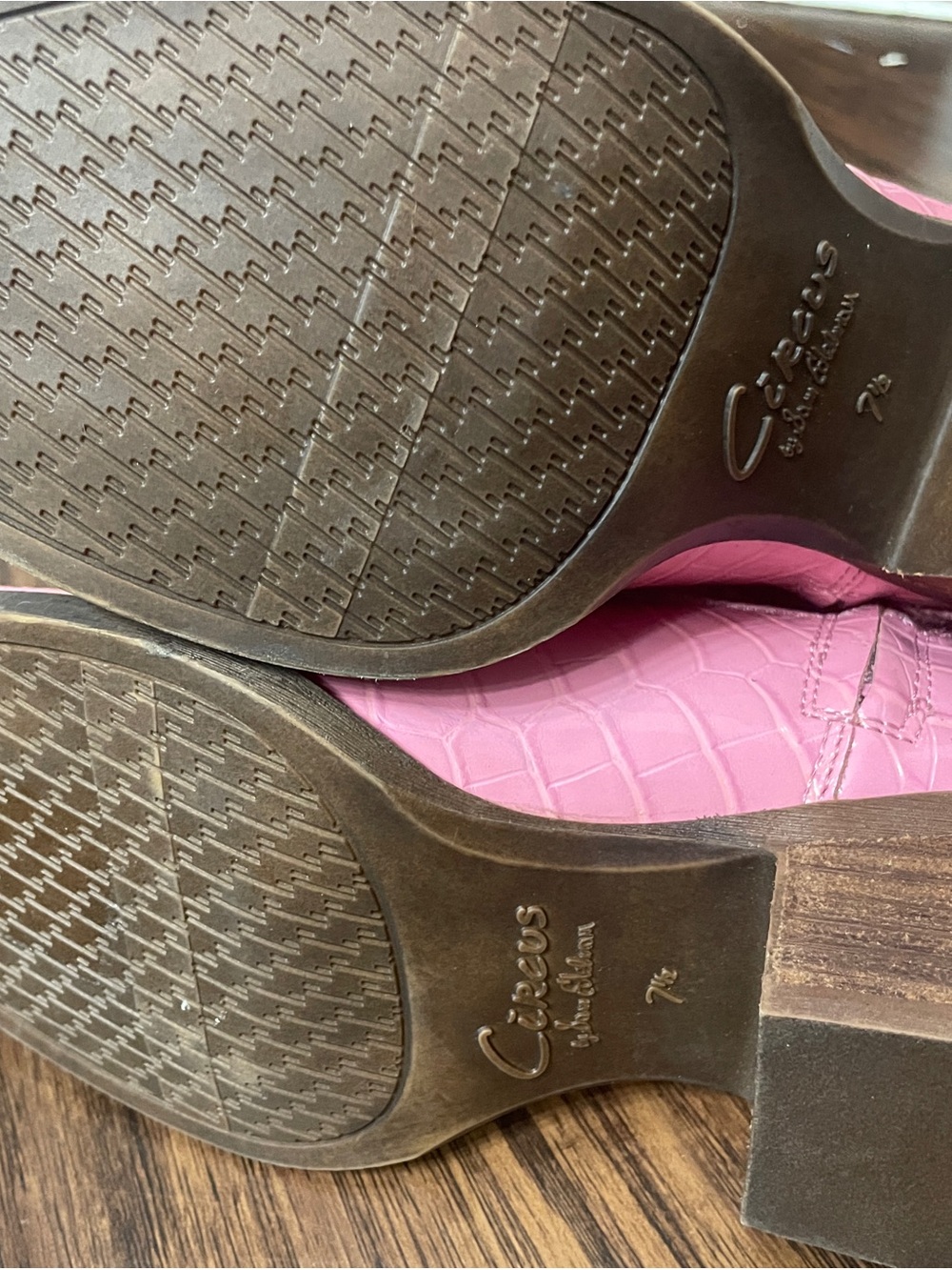 Women’s Pink Croc-Embossed Mid-Calf Western Boots - Picture 6 of 11